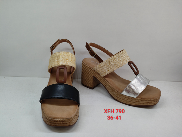 Sandalia de tacón ancho con detalle rectangular