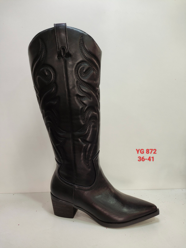 Bota alta estilo cowboy con bordado y punta afilada