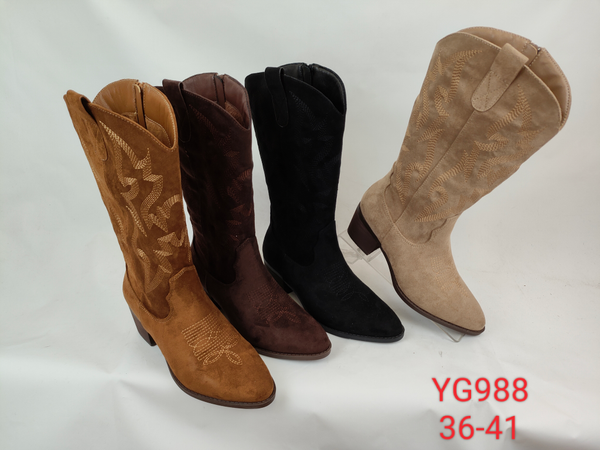 Bota campera de caña alta con bordado